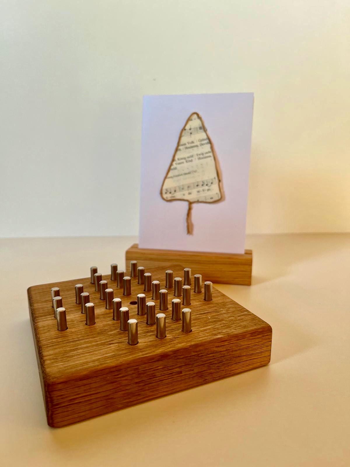 Handgemachtes Holz-Solitär-Spiel - Eiche oder Ahorn - Klassisches Denkspiel für Kinder & Erwachsene- Einzigartige Geschenkidee