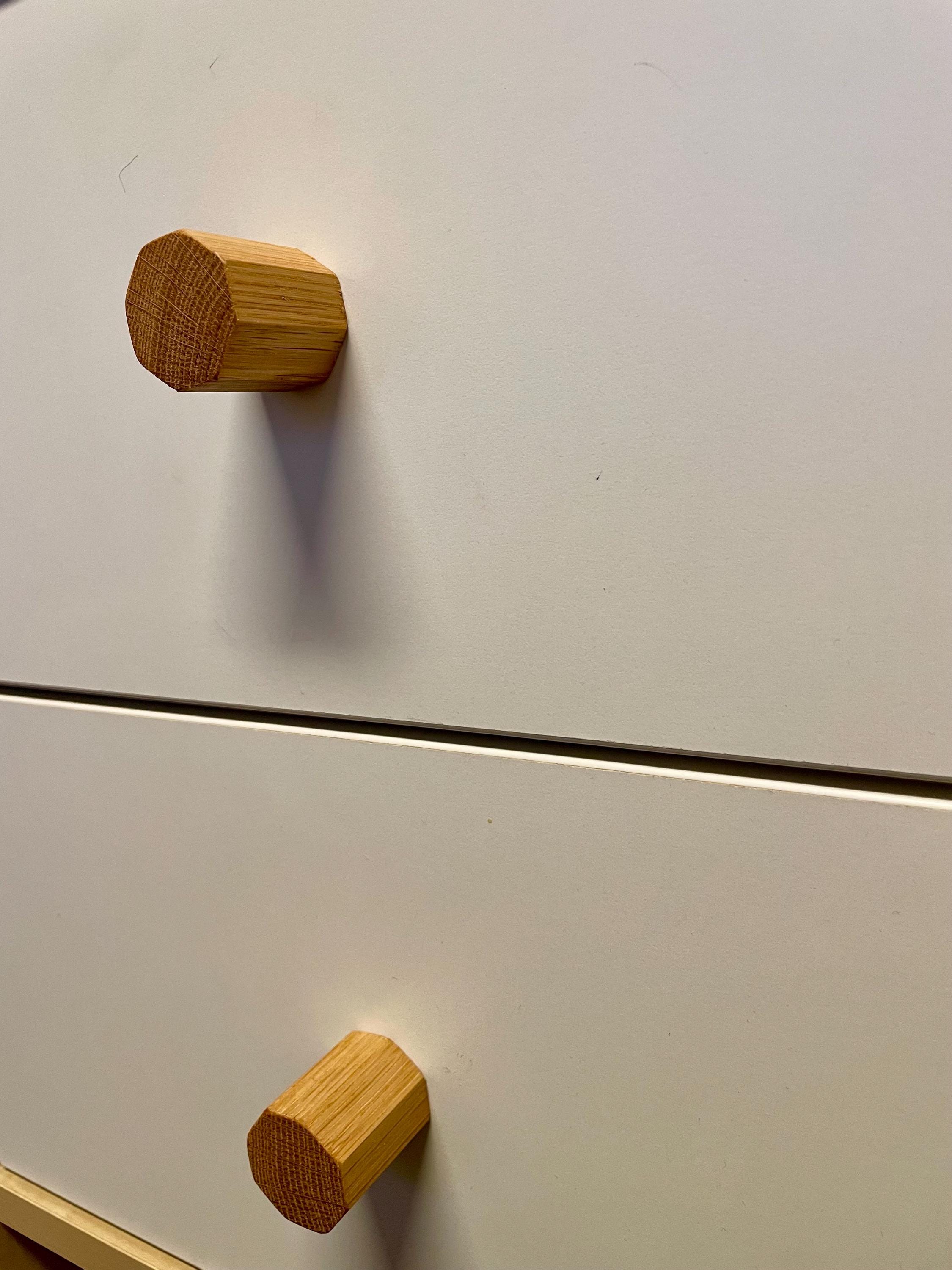Möbelgriffe aus Eichenholz achteckig Handgemacht & geölt passend für IKEA Möbel, Schubladen, Türen, Kommoden + DIY-Projekte