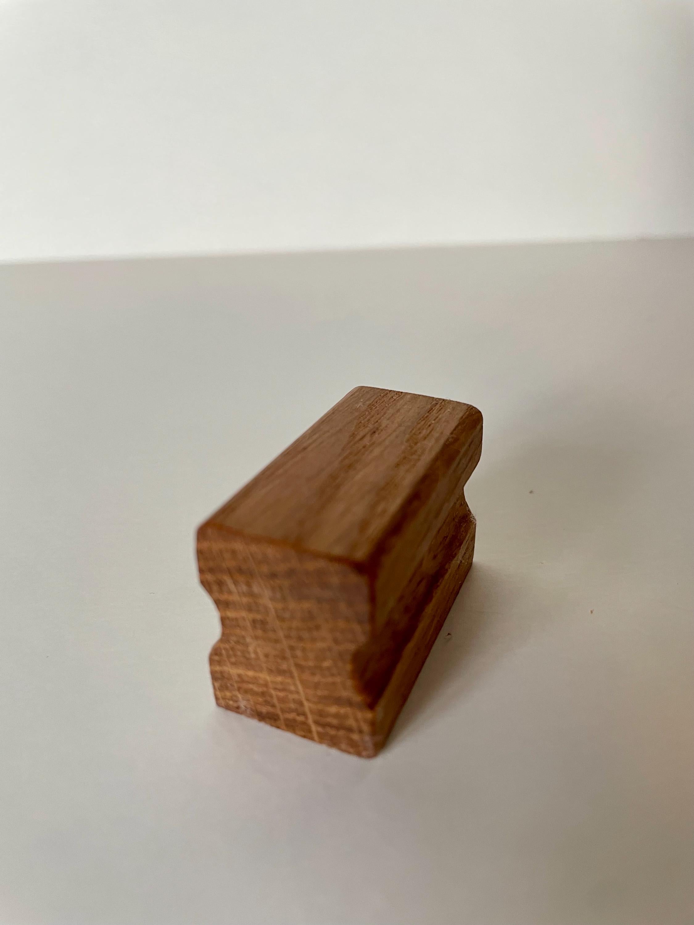 Möbelgriff aus Eichenholz modern, handgefertigt & nachhaltig für Türen, Schubladen und Möbel