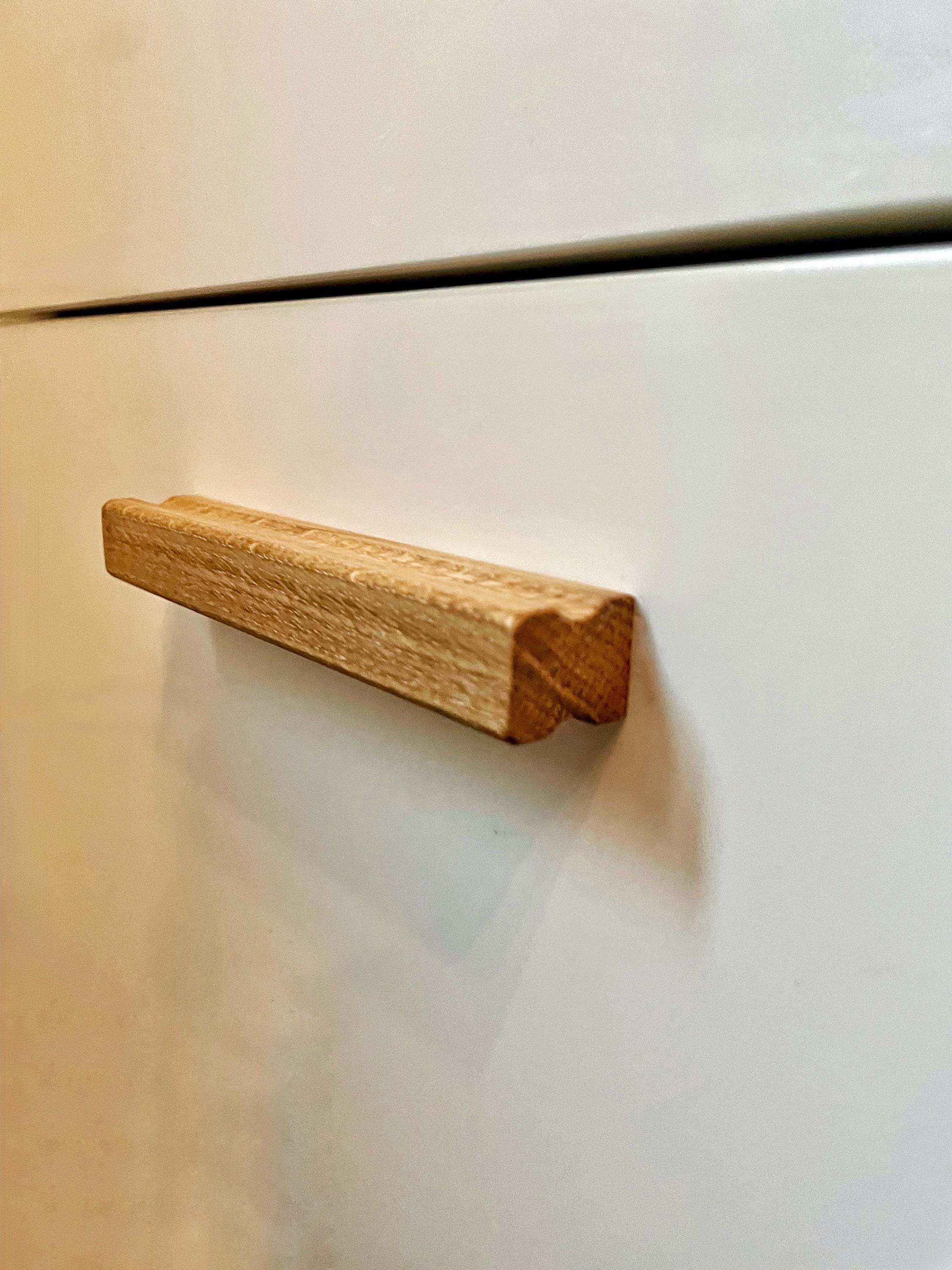 Möbelgriff Eiche schlank, modern & handgefertigt für Schubladen, Türen und Möbel
