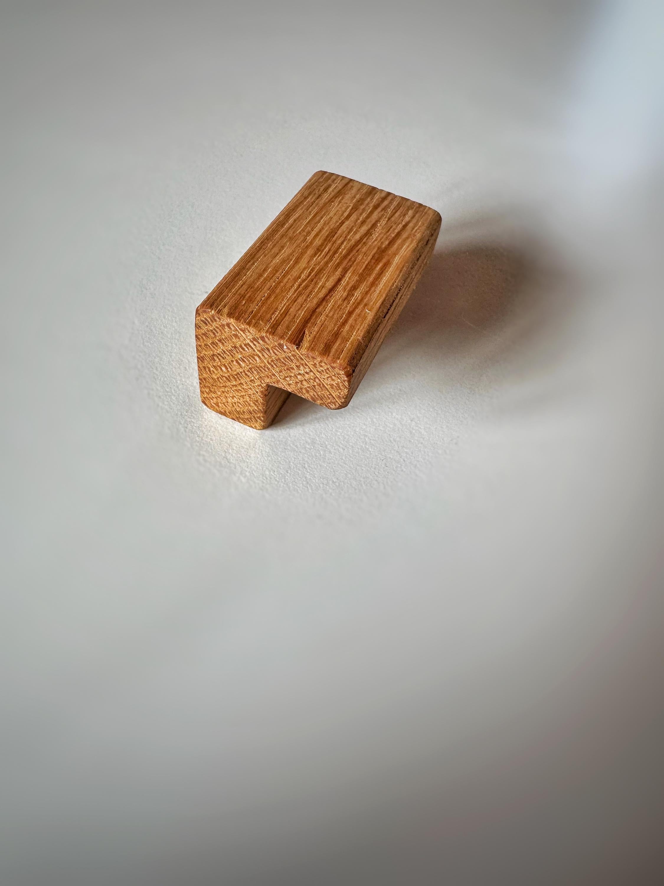 Möbelgriff aus Eichenholz handgefertigt & nachhaltig für Türen, Schubladen + DIY-Möbel