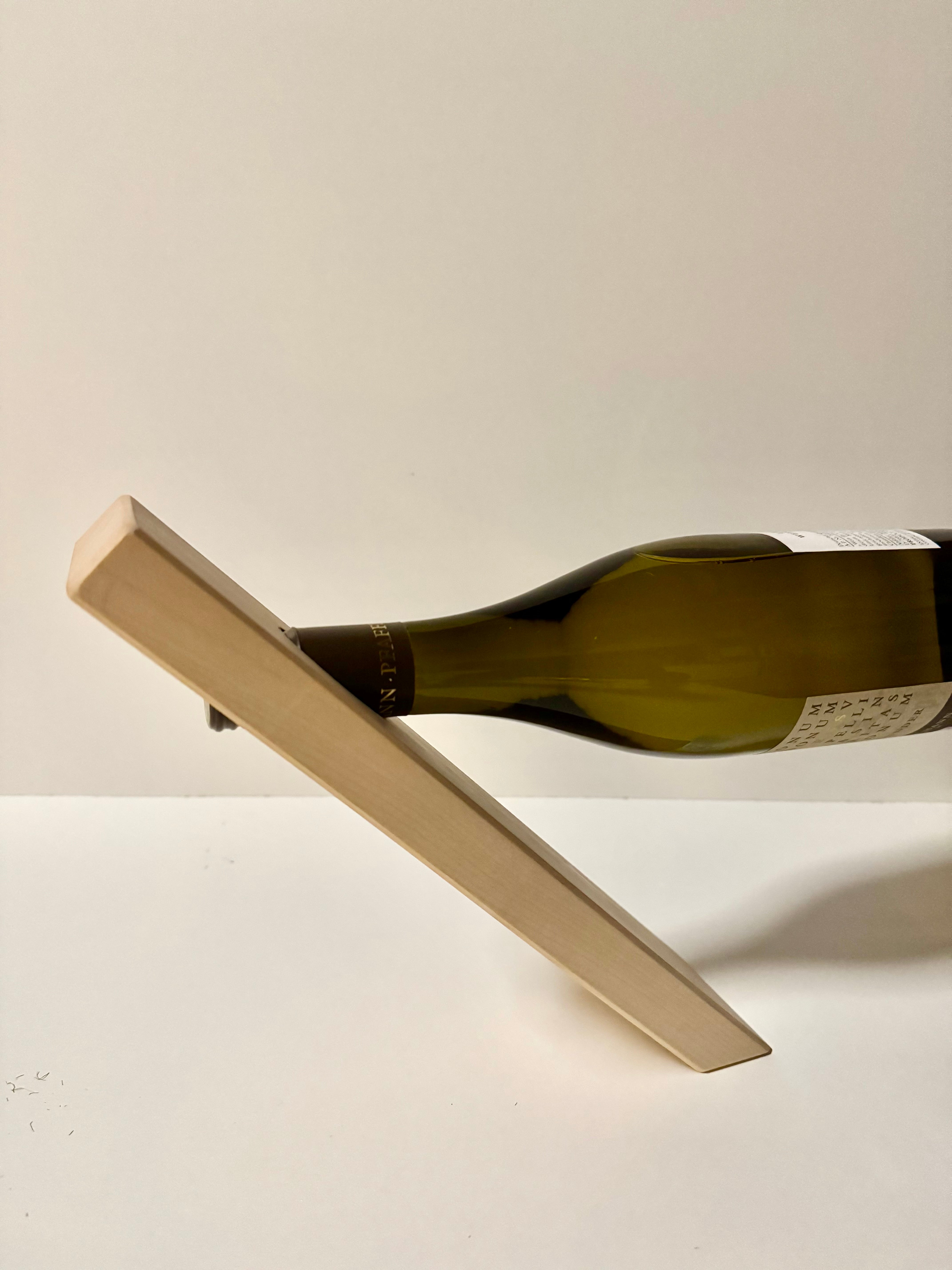 porte-bouteilles flottant en chêne