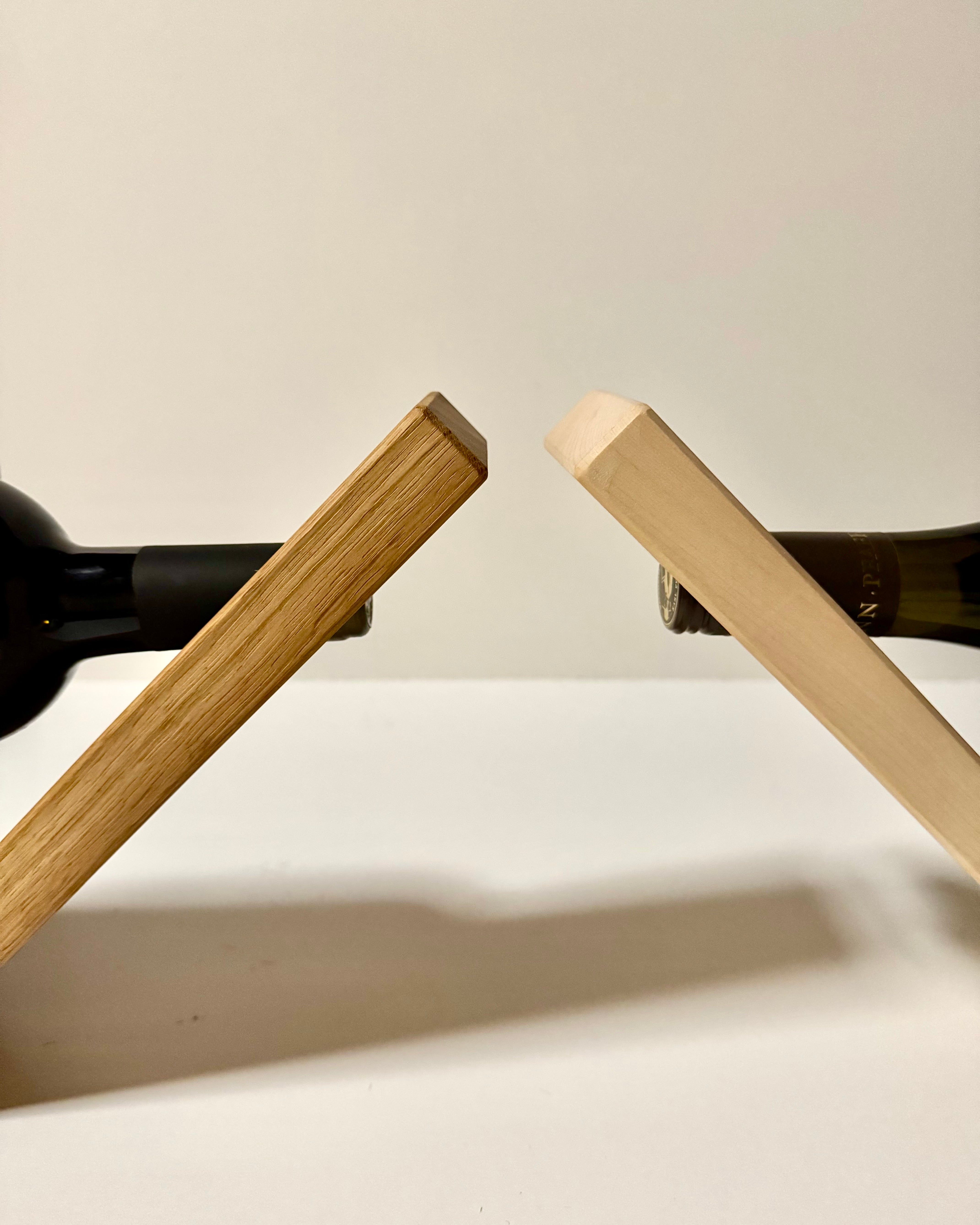 porte-bouteilles flottant en chêne