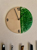 Wanduhr Epoxidharz und Ahorn ein einzigartiges Desgnstück | Resin | Harz | Quarz Uhr | Leises Uhrwerk | Perfektes Geschenk | Wandkunst