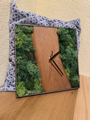 Moos Wanduhr Eiche  handgefertigte Funkuhr aus Holz & echtem Moos  modern und natürlich