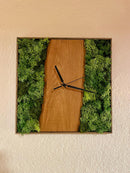 Moos Wanduhr Eiche  handgefertigte Funkuhr aus Holz & echtem Moos  modern und natürlich