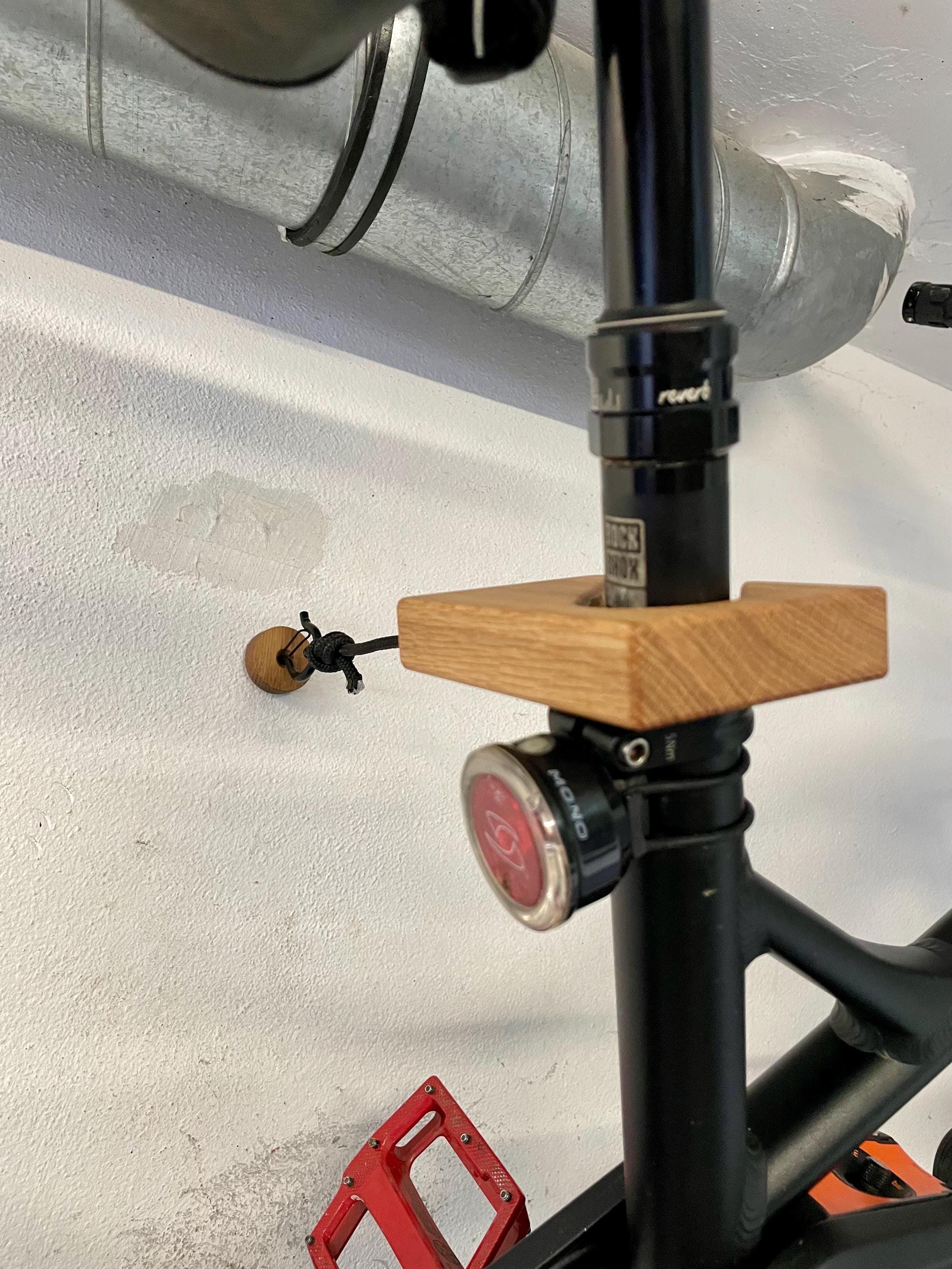 Fahrradhalterung Eiche  handgefertigte Wandhalterung aus Holz  stylisch & stabil für Rennrad, Fixie und Mountainbike