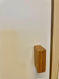 Möbelgriff aus Eichenholz  modern, handgefertigt & nachhaltig  trapezförmig für Türen, Schubladen + Möbel