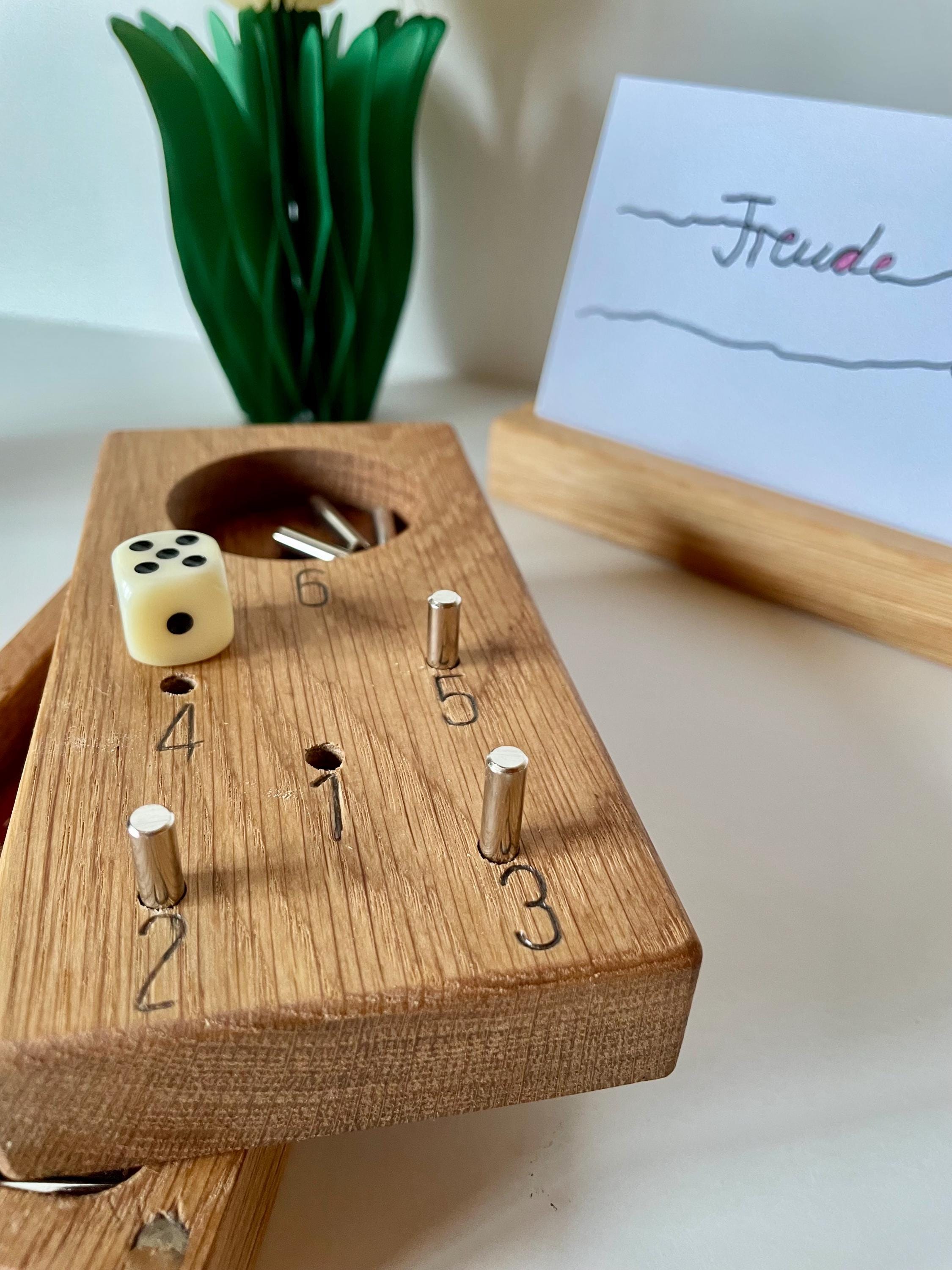 Freiwurf 6  Würfelspiel aus Eiche | Handgemachtes Holzspiel für 16 Spieler | Familienspiel, Geschenkidee, Gesellschaftsspiel