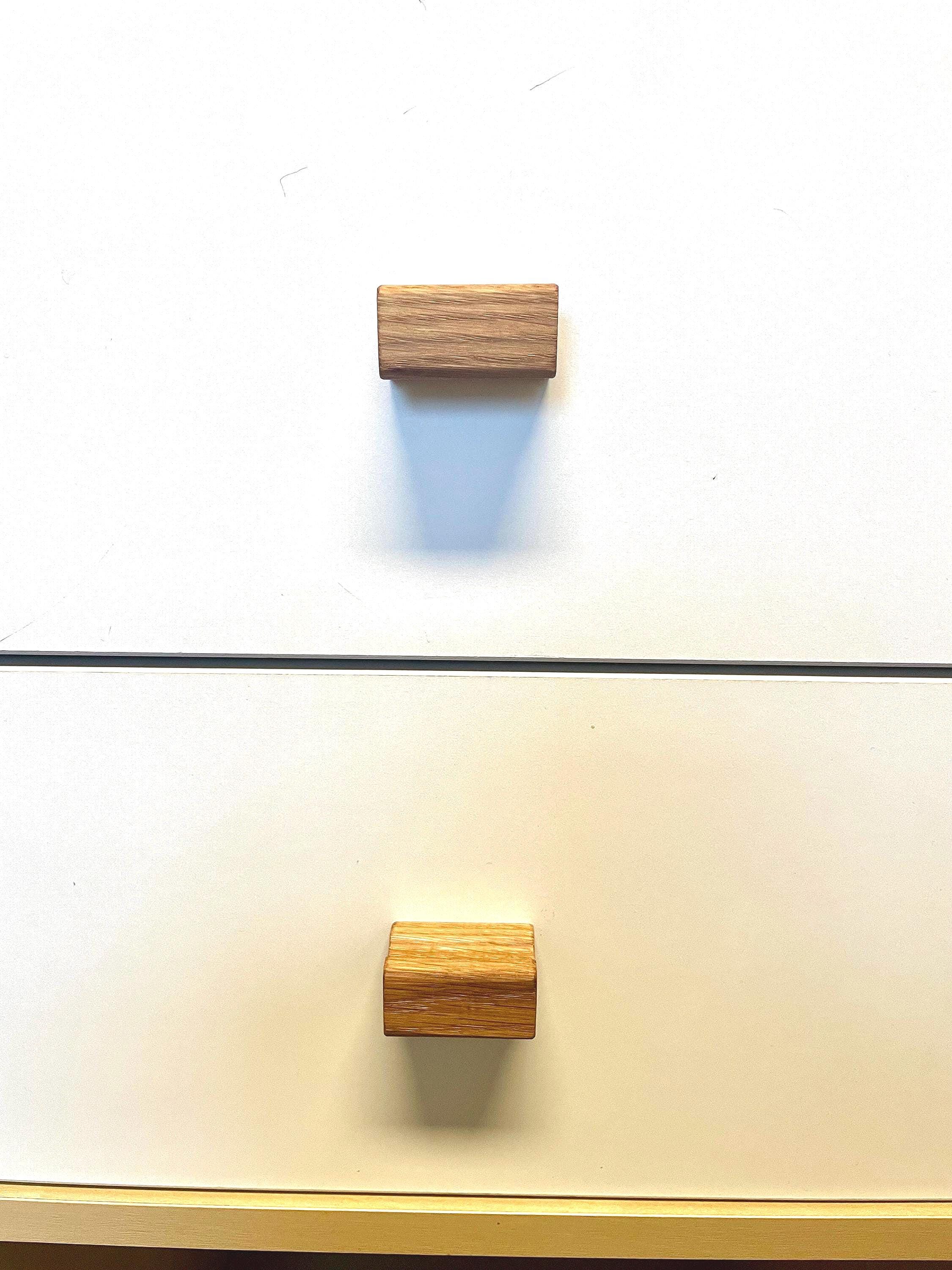 Oak furniture knob in a recessed shape