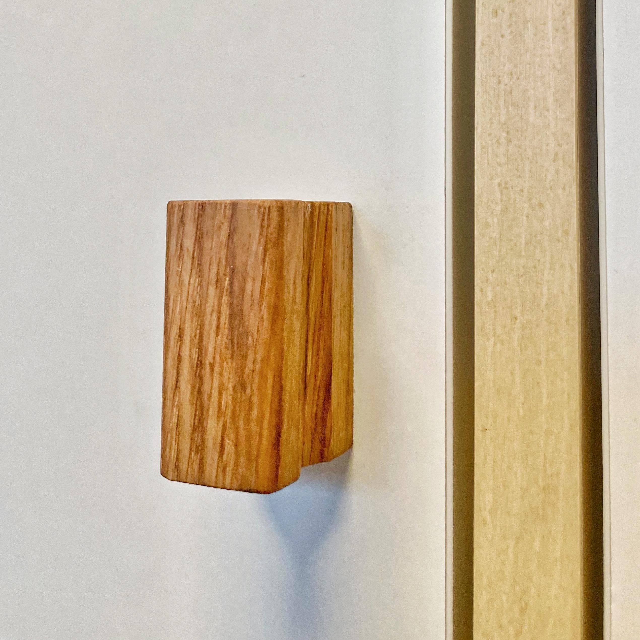 Möbelgriff aus Eichenholz  modern, handgefertigt & nachhaltig  für Türen, Schubladen und Möbel